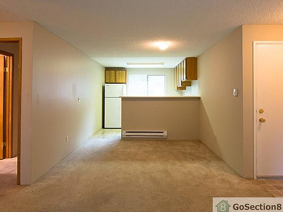 5th image of 12419 110th Ln NE #H202