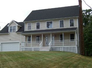 175 Legate Hill Rd, Leominster, MA 01453