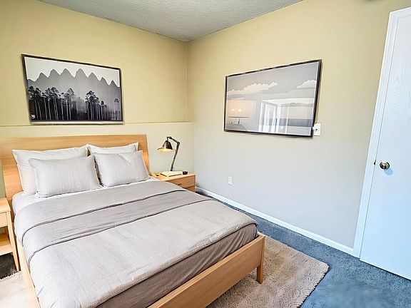 5th image of 520 Sky Vue Dr