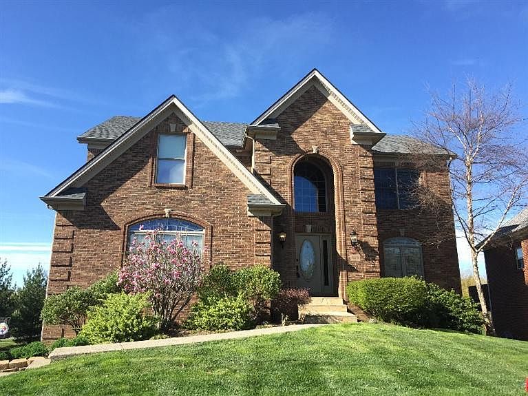 1st image of 2609 S Red Leaf Dr