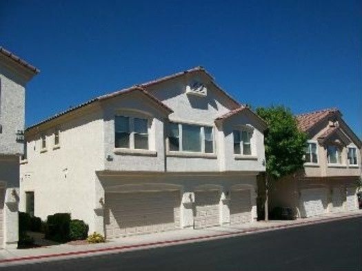 2 Car Garage Front View