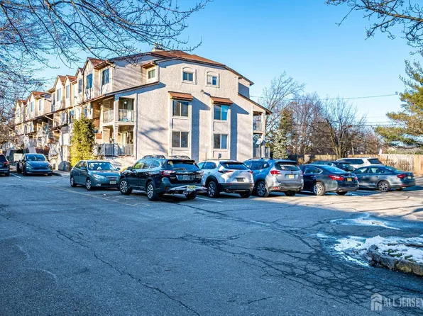 409 N Lafayette Rd, Metuchen, NJ 08840