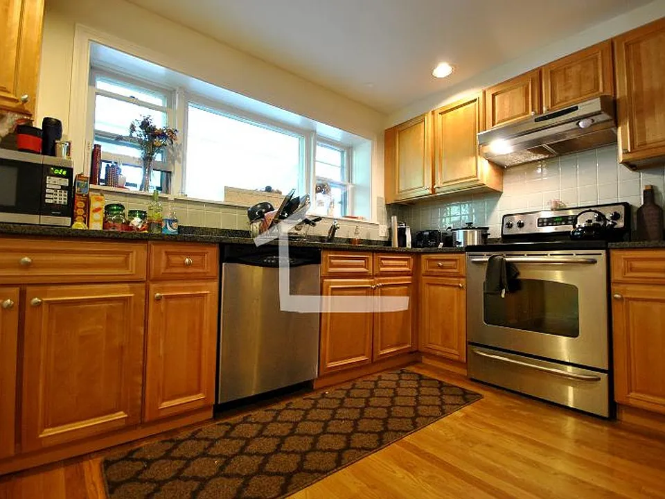35 Addington Rd #1