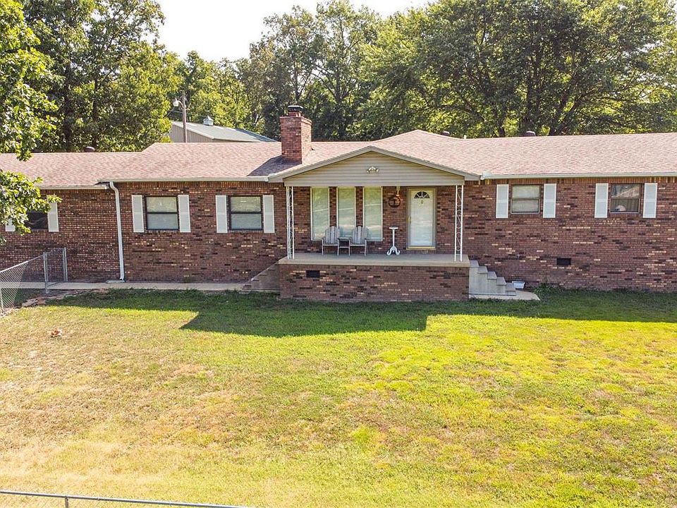1st image of 350 Batson Lake Ln