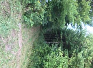 Bainbridge Rd, Chagrin Falls, OH 44023