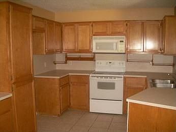 4th image of 2233 Coronado Dr