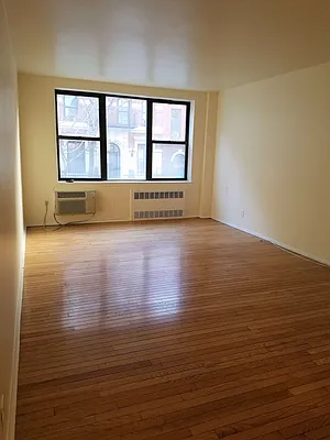 Rented by Compass | media 10