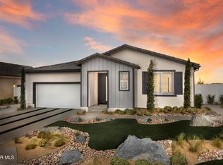 1553 E Holguin St, Lancaster, CA 93535