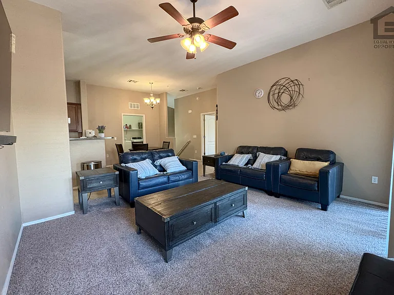 2727 N Price Rd #6 — Photo 10
