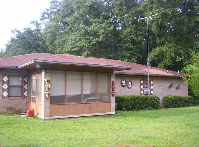 2nd image of 1575 County Road 65