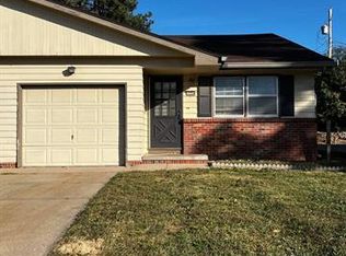 13224 Montclair Dr #2, Omaha, NE 68144
