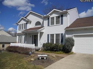 7641 White Oak Dr, Solon, OH 44139