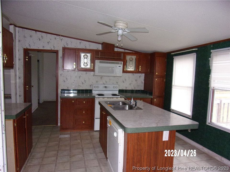 437 Baywood Rd Fayetteville NC Zillow