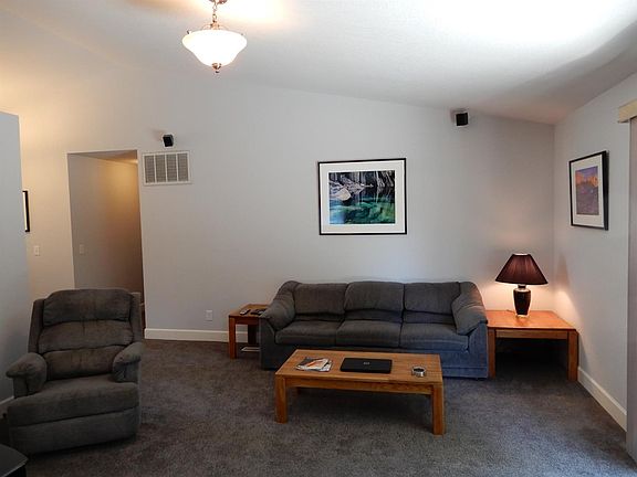 3rd image of 4085 Yuma Ct
