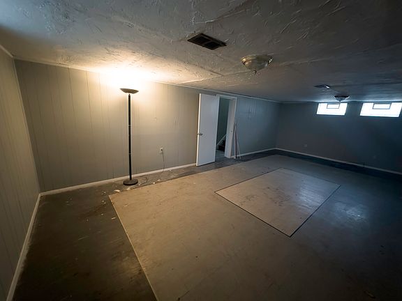1515 E 193-9_01302025