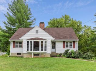 372 Griswold Rd, Wethersfield, CT 06109