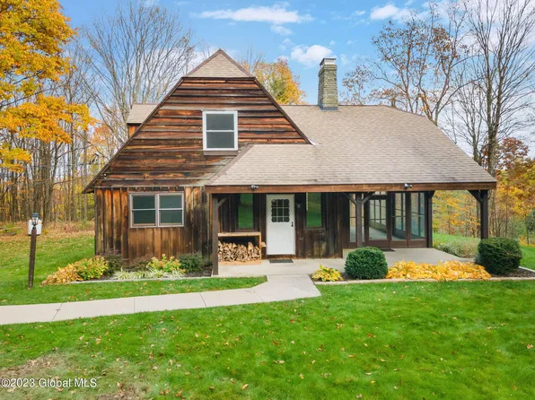 828 Ennis Road, Schenectady, NY 12306