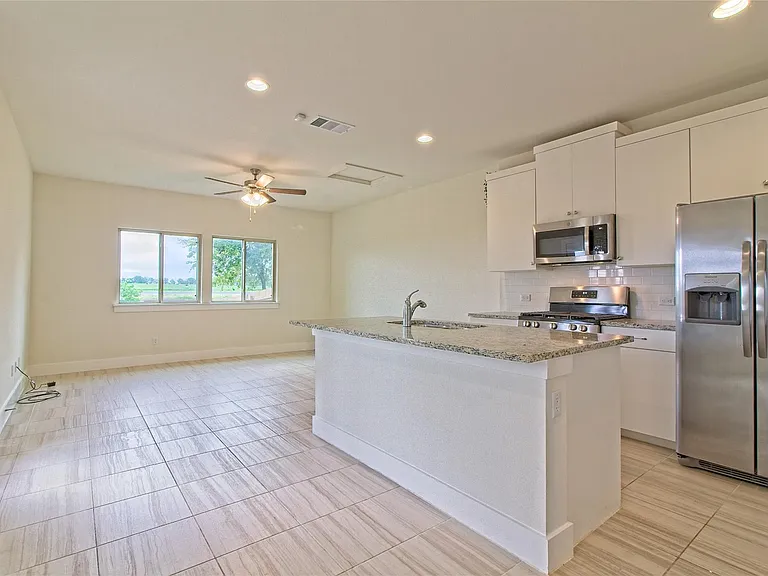555 White Steppe Way — Photo 8