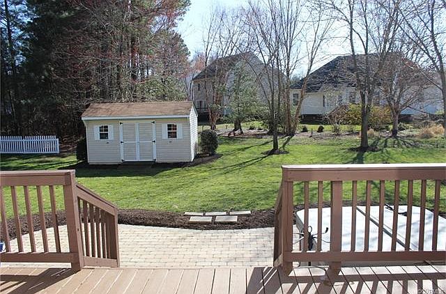 2nd image of 507 Greenside Ct