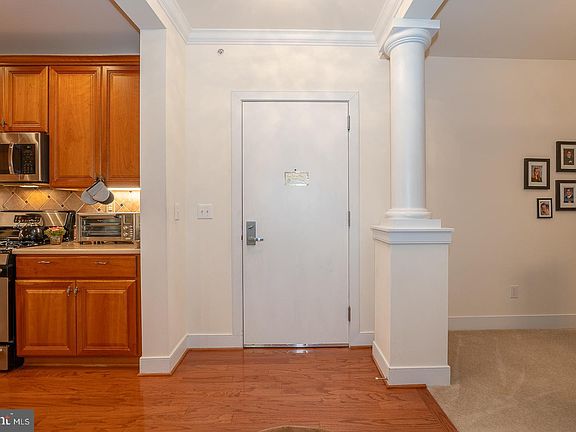 3rd image of 1322 Meridian Blvd #1322