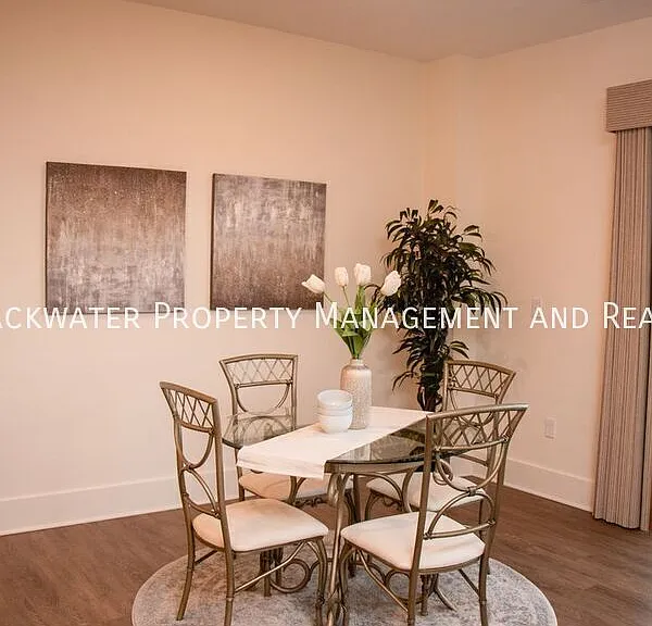 1208 Commerce St #301 — Photo 19