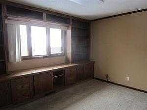Main level BR