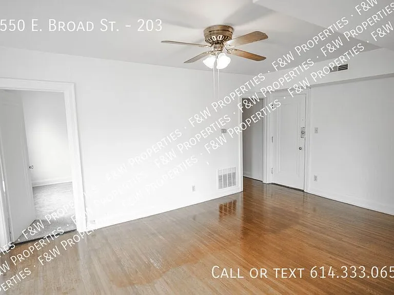1550 E Broad St #203 — Photo 4