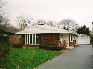 741 Goodwin Dr, Park Ridge, IL 60068