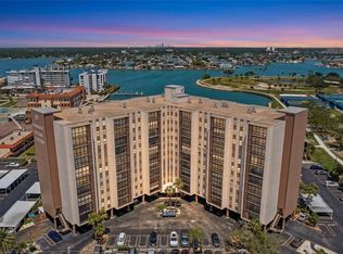 10355 Paradise Blvd APT 812, Treasure Island, FL 33706