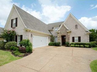 2898 Poplar Woods Dr, Southaven, MS 38672