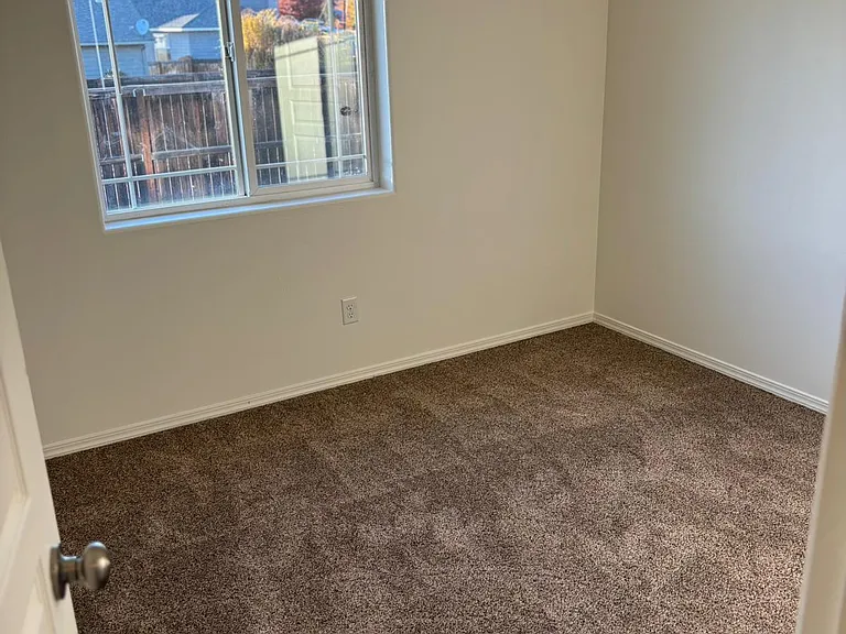 790 NW Green Forest Cir — Photo 17
