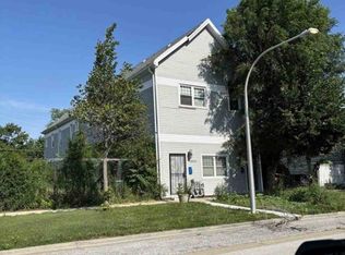 8538 S Green Bay Ave, Chicago, IL 60617