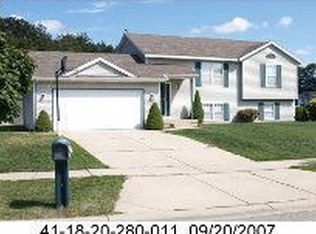 3824 Amberly Ct SE, Grand Rapids, MI 49508