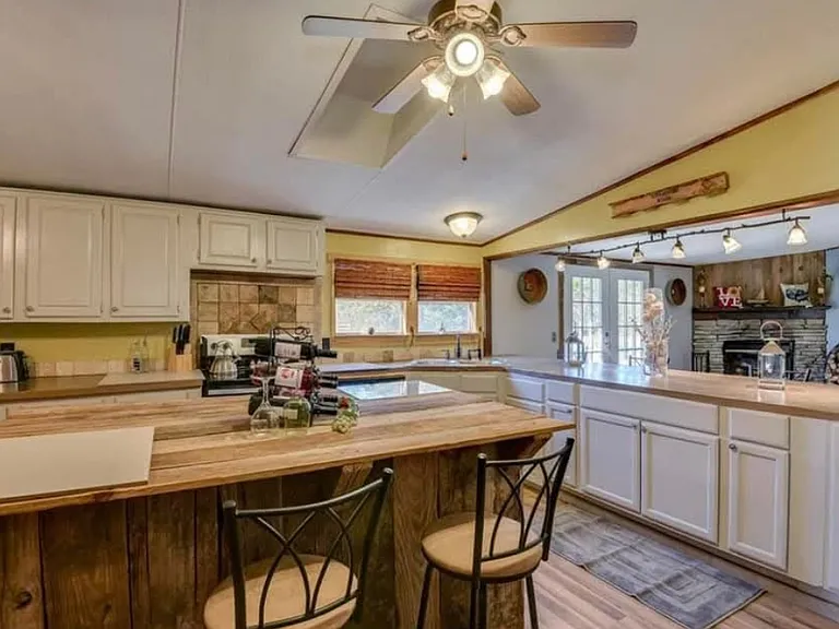 608 John Scott Rd — Photo 22