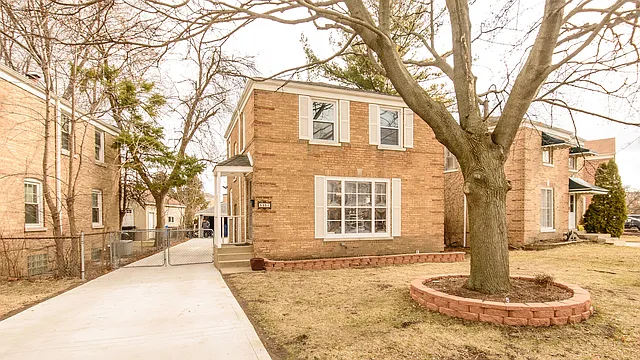 5501 N Olcott Ave photo 1