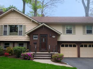 195 Norman Dr, Ramsey, NJ 07446