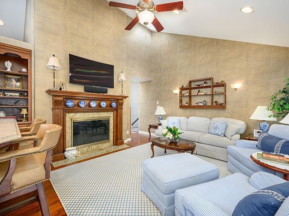 4th image of 1401 Landon Ct