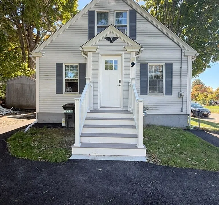 96 2nd St
