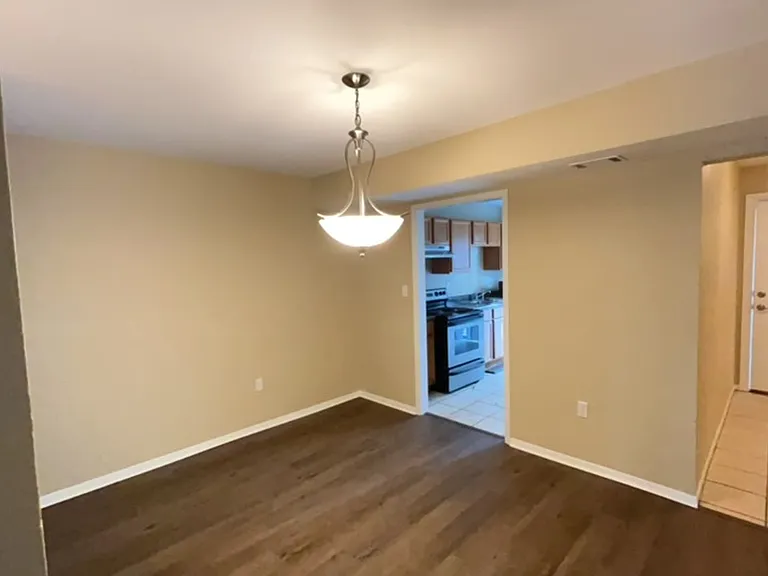507 NW 39th Rd #310 — Photo 5