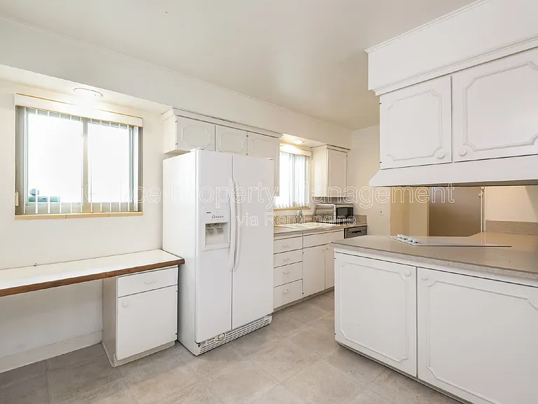 650 E Easter Ave — Photo 5
