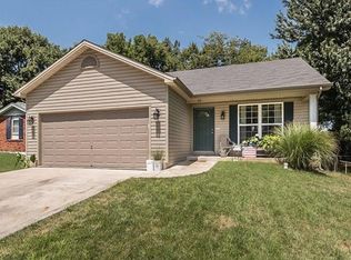 46 Laura Hill Rd, Saint Peters, MO 63376