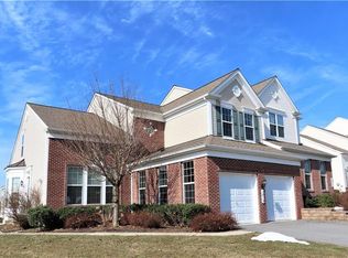 1812 Emerald Dr, Orefield, PA 18069