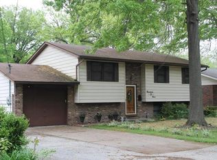 1909 Western Dr, Alton, IL 62002