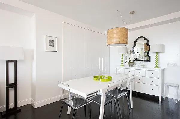 Sold by Compass | media 2
