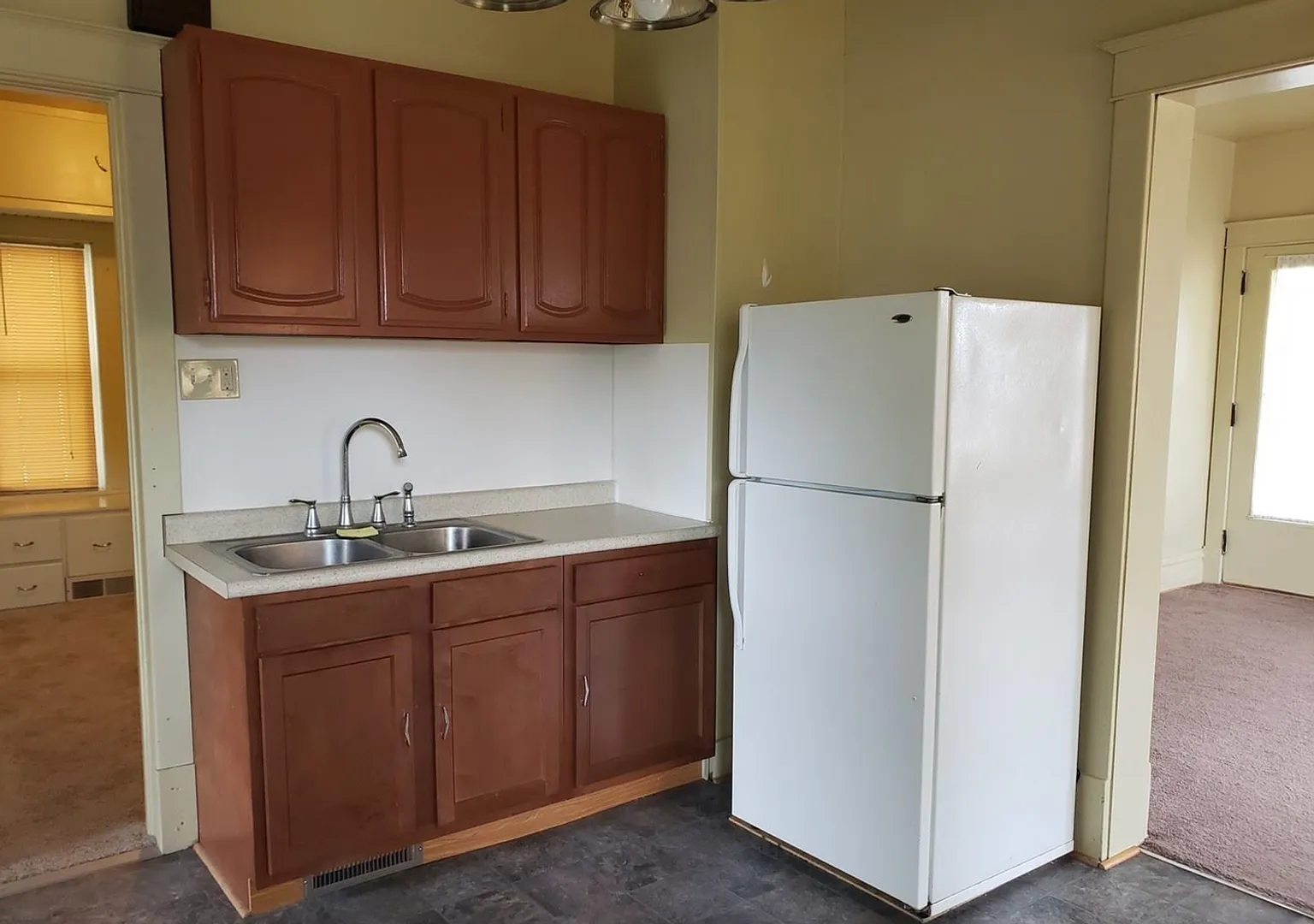 802 S 1st Avenue — Photo 3