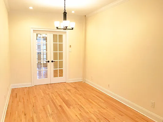 Rented by Rapid Realty Cobble Hill | media 18