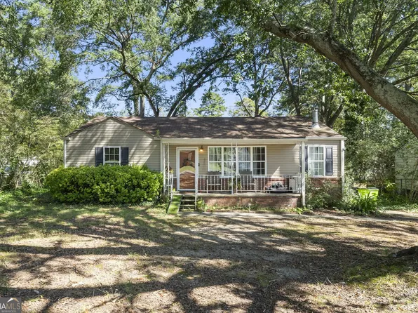 1923 Clearwater Dr SE, Marietta, GA 30067