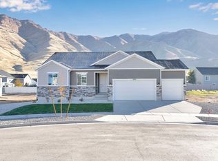 8622 N Haloran Ct #1330, Lake Point, UT 84074