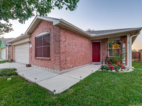 212 Anvil Pl, Cibolo, TX 78108