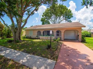 649 20th Pl SW, Vero Beach, FL 32962